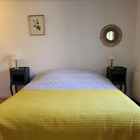 Domaine De Pierrerousse Bed & Breakfast